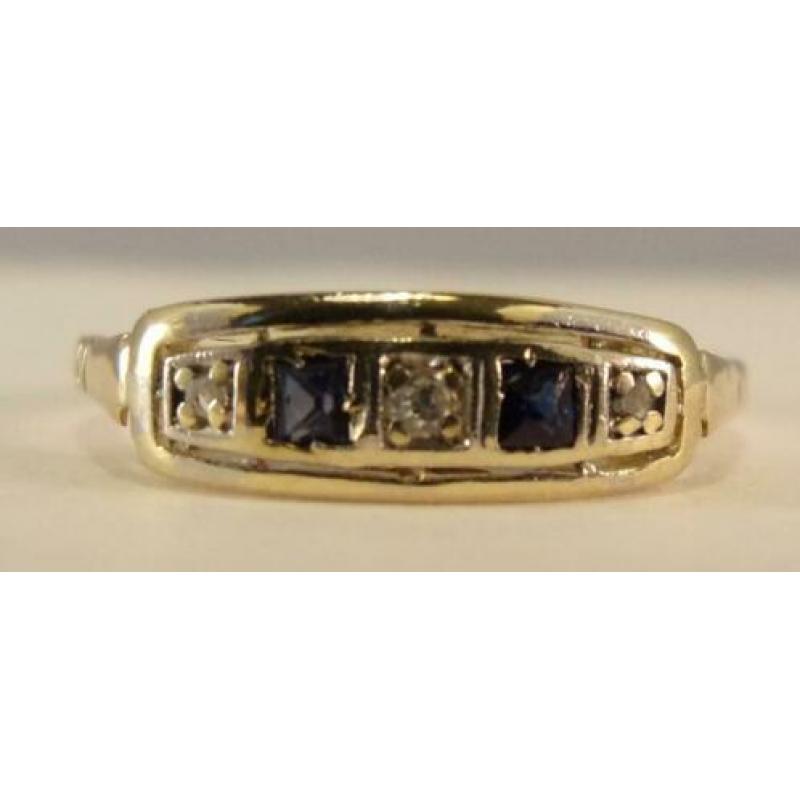 Antieke ring met Saffieren/Diamanten. Art Deco 18 krt goud