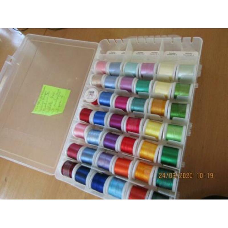 Partij 81 x Madeira Rayon in dubbele box