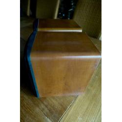 2 luidsprekers van Q Acoustics type 1010i - kersenhout