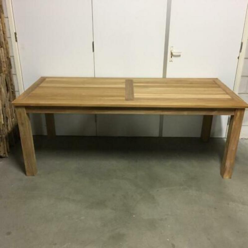 Tuintafel - 200 x 90 cm - massief teakhout - Bij TTM Wonen