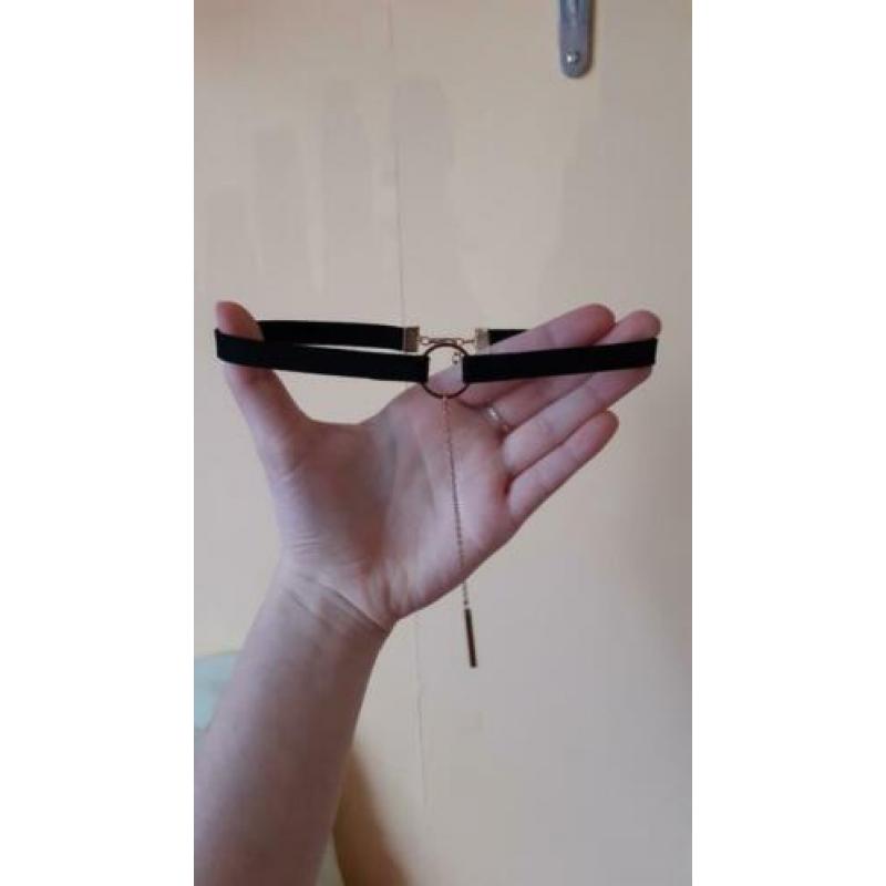 Choker met ring en kettinkje met staafje eraan - kpop style