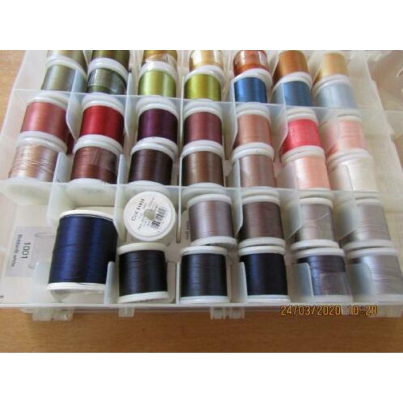 Partij 81 x Madeira Rayon in dubbele box