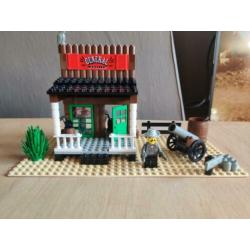 Lego 6765 Western bank en General Store