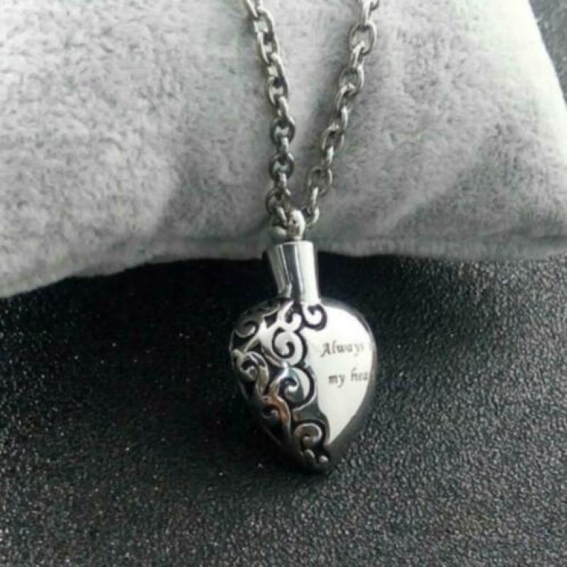 As hanger, As urn, As sieraad + tekst "Always in my heart"