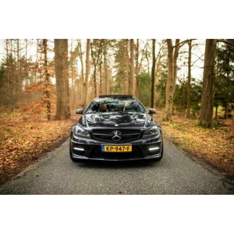 Mercedes-Benz C-klasse C 63 AMG Coupé Edition 1 performance