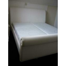 Bedframe bedombouw stof wit 180x210 cm