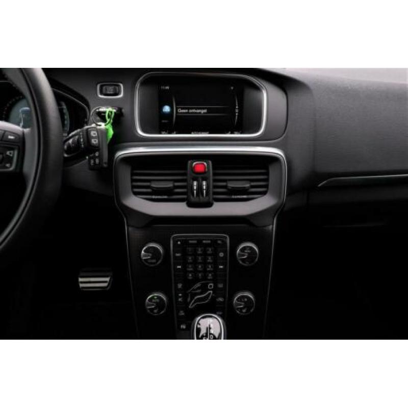 Volvo V40 2.0 D3 Polar+ Sport R-Design | Automaat | Panorama