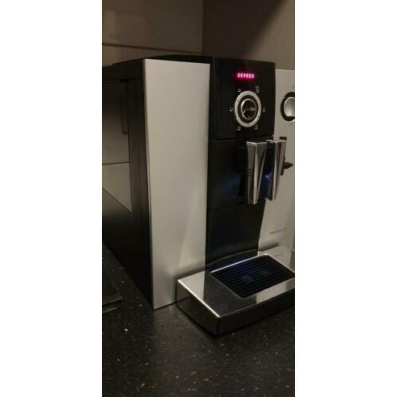 Jura f7 impressa weinig gebruikt.