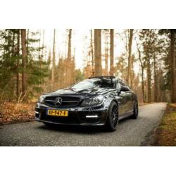 Mercedes-Benz C-klasse C 63 AMG Coupé Edition 1 performance