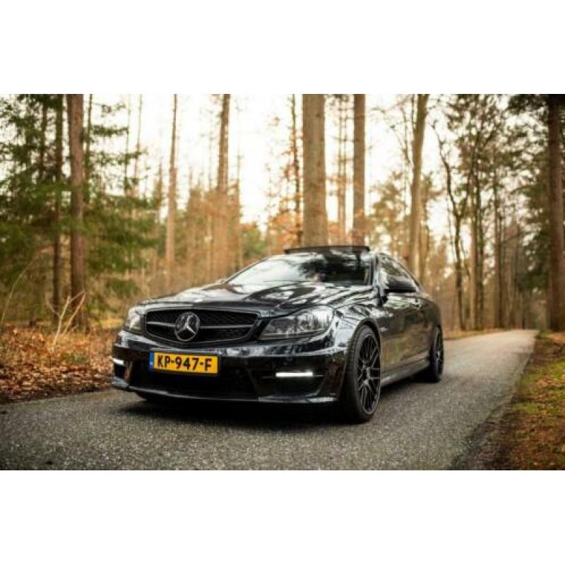 Mercedes-Benz C-klasse C 63 AMG Coupé Edition 1 performance