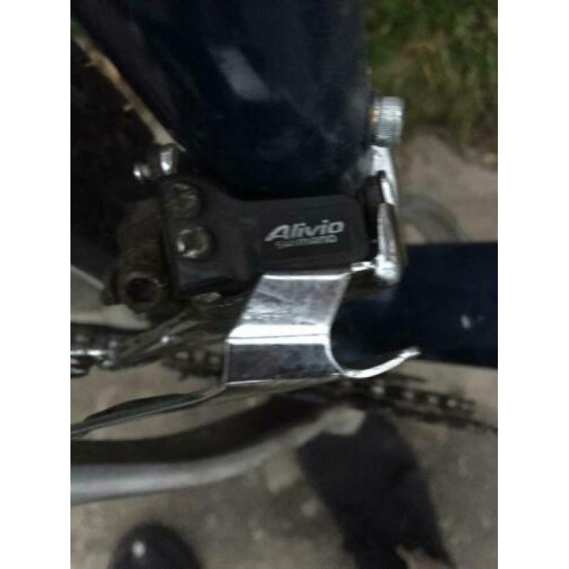 Giant mountainbike Shimano Alivio afgewerkt MOET WEG