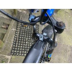 Mountainbike unisex Mongoose maat M wielmaat 27" als nieuw