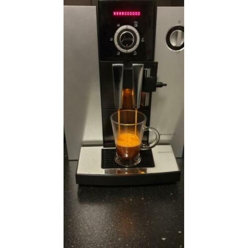 Jura f7 impressa weinig gebruikt.