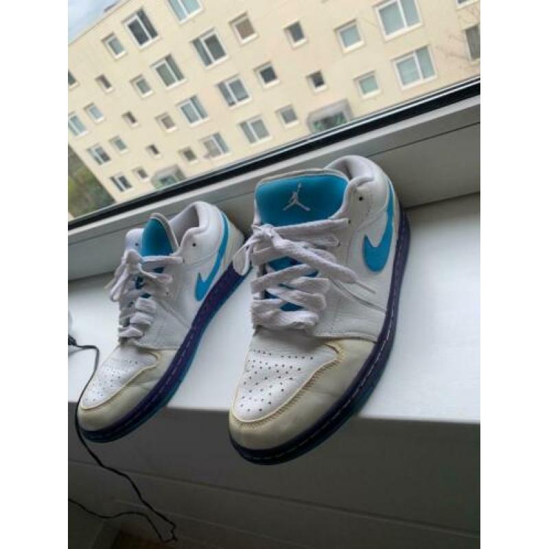 Nike Dunk Low Jordan maat 42