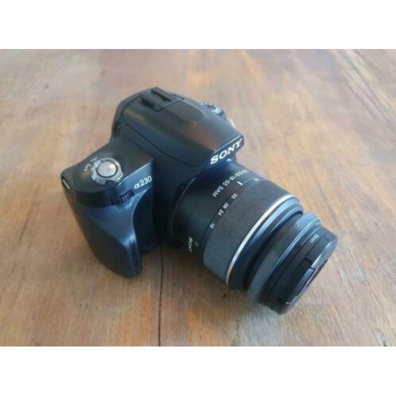 Sony Camara DSLR-A230
