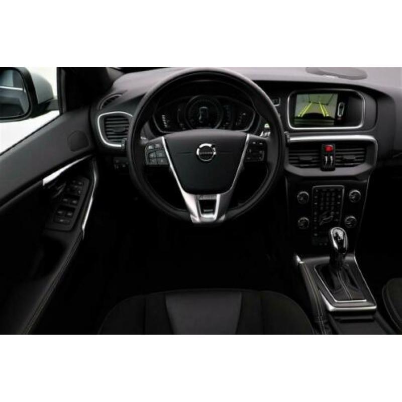 Volvo V40 2.0 D3 Polar+ Sport R-Design | Automaat | Panorama
