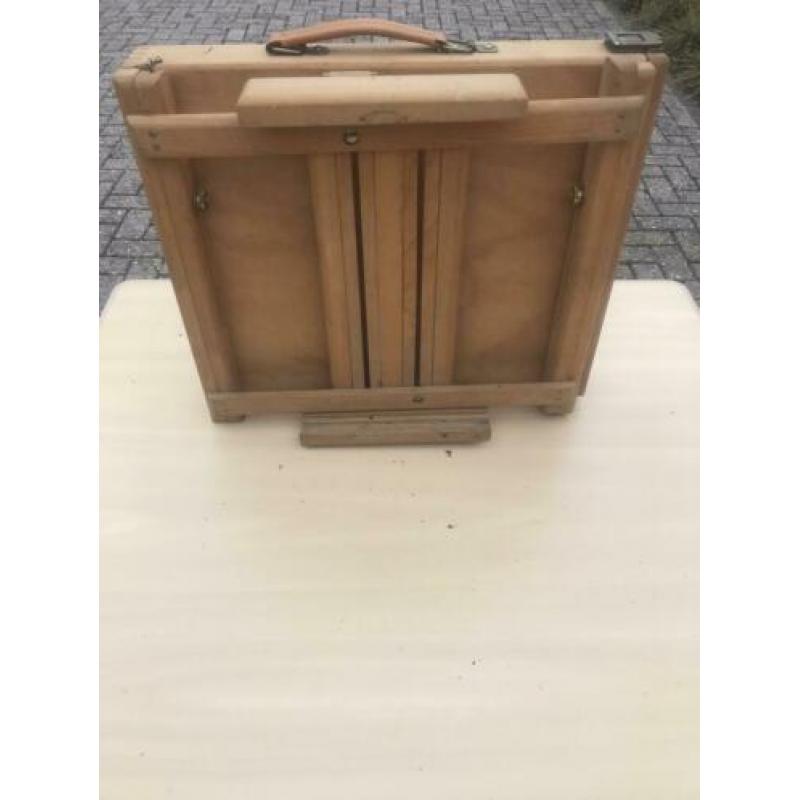 Tafel schilderezel met koffer