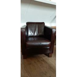 2 Prachtige bruine fauteuils