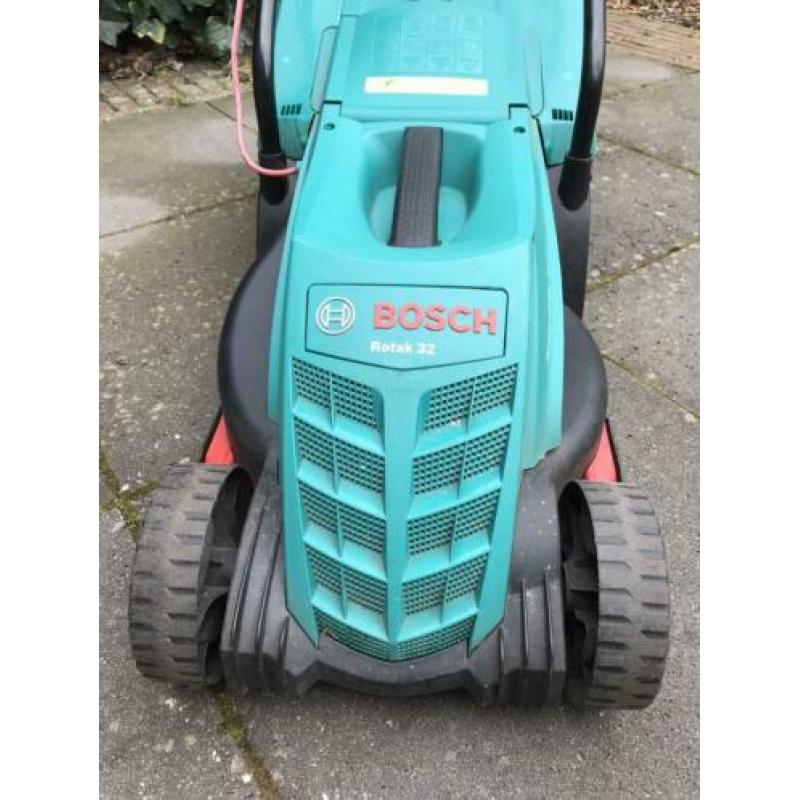 Grasmaaier Bosch Rotak 32