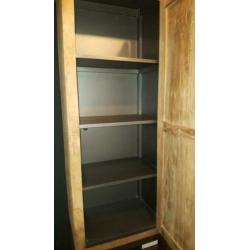 Nieuwe KAST van €999,= nu voor €749,=