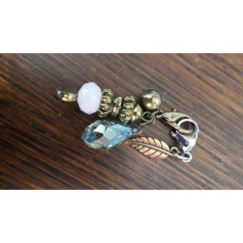 1 pimps en pearls bedel 1 merkloos hanger voor ketting