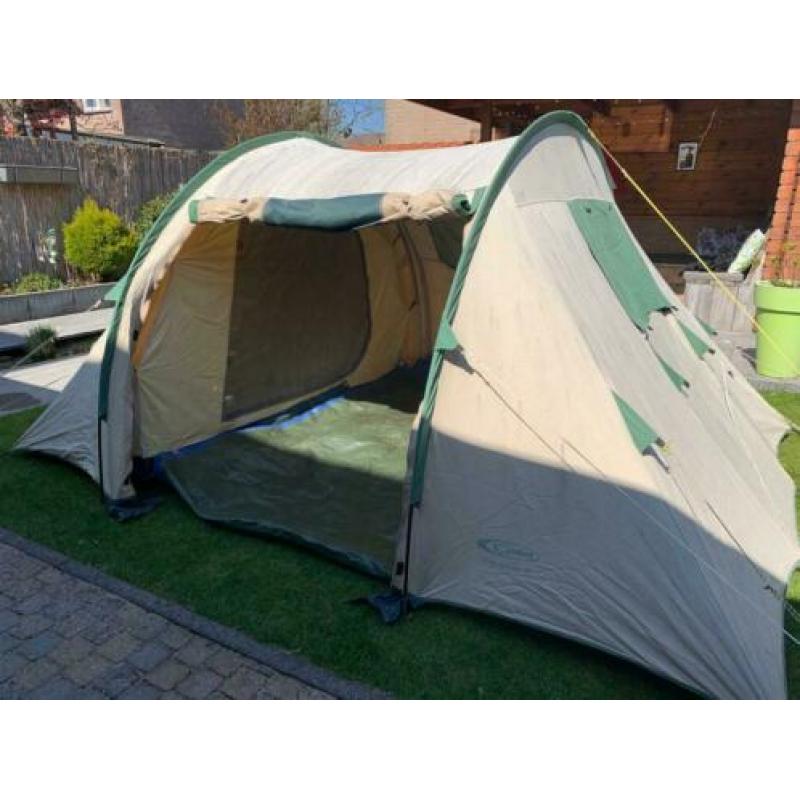 Vis a vis tent