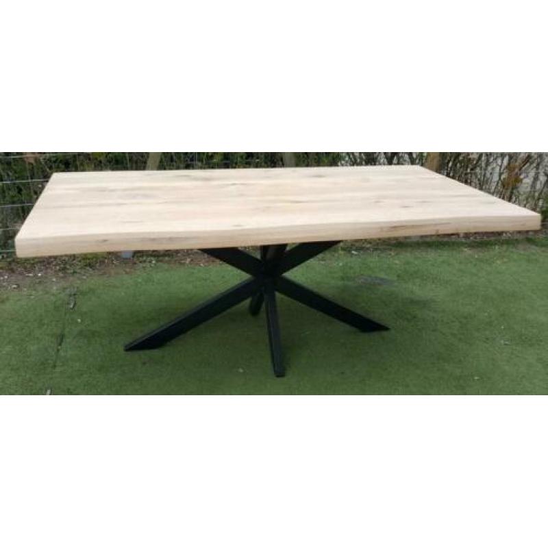 Nieuwe KAST van €999,= nu voor €749,=