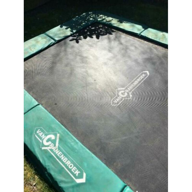 Trampoline
