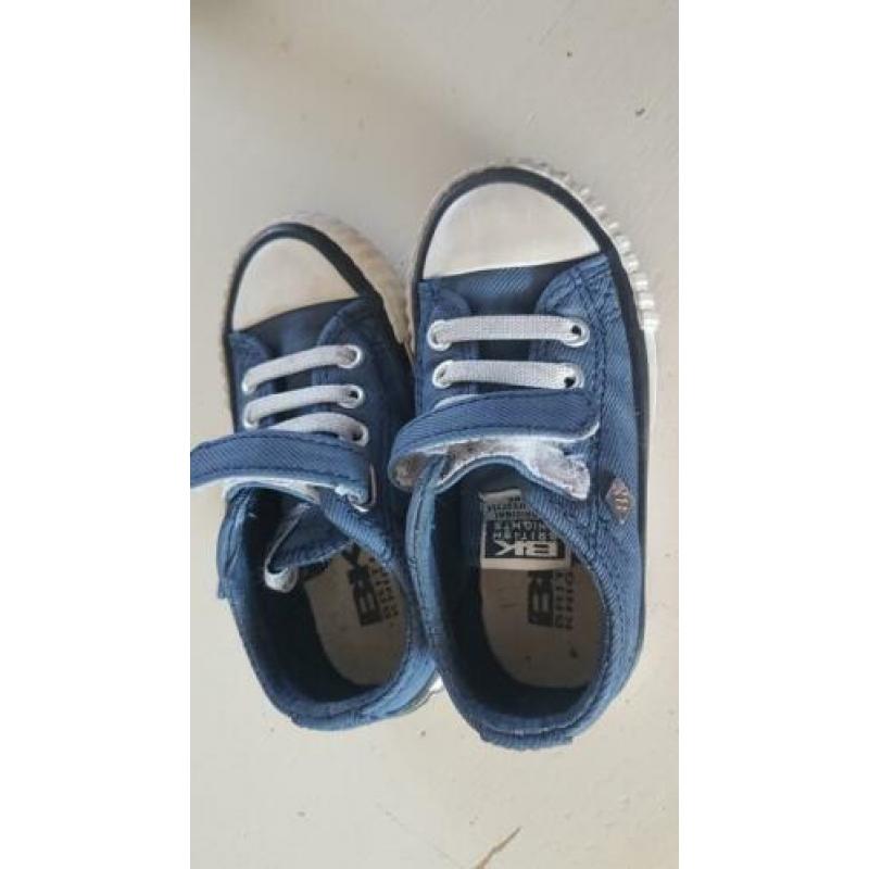 Schoenen gympjes maat 23 blauw Britisch Knights jongen
