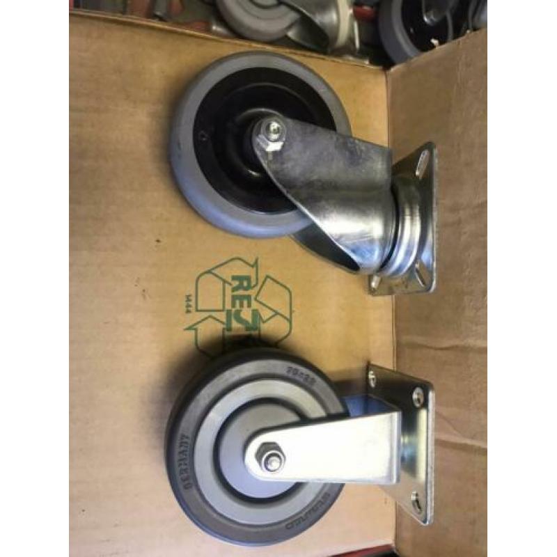 Nieuwe degelijke bokwieltjes 75 mm