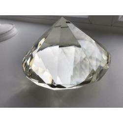 Groot stuk kristal 13 x13