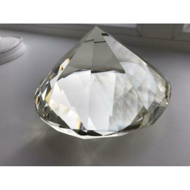 Groot stuk kristal 13 x13