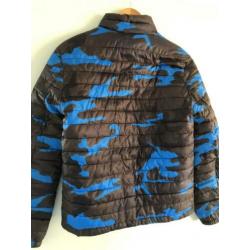 Legerprint Airforce tussen jas blauw