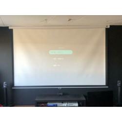 BENQ tk800m 4K 60 fps beamer projector, home cinima