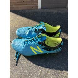 Mooie New Balance voetbalschoenen maat 42