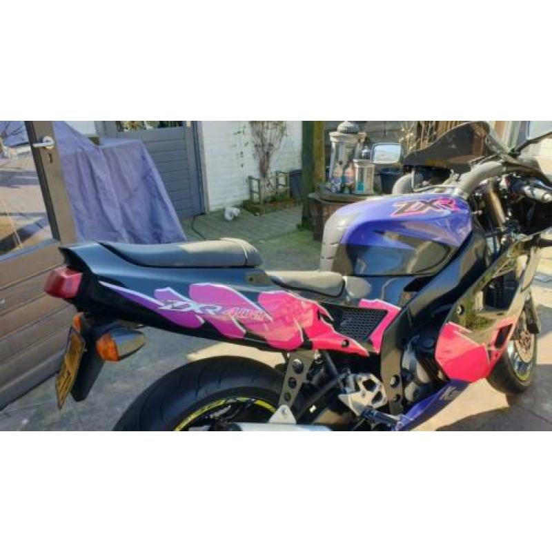 Kawasaki zxr400 a2