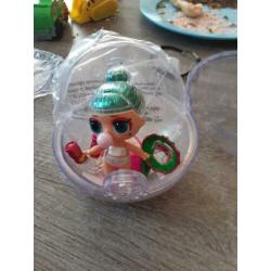 L.o.l glitterglobe