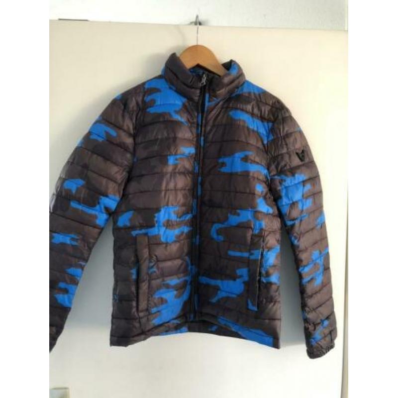 Legerprint Airforce tussen jas blauw