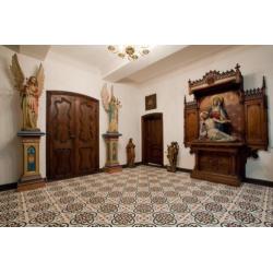 Kerk- en klooster inventaris te koop gevraagd
