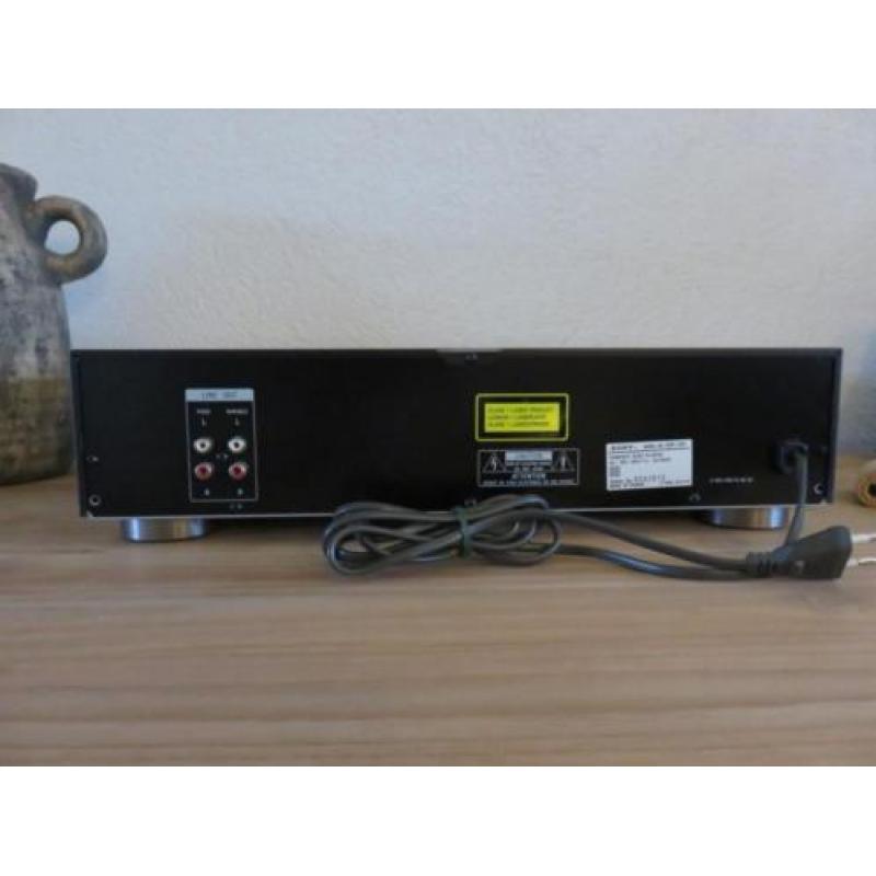 Mooie Sony CD speler CDP-591