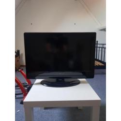 QMEDIA 26 inch LCD TV