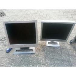 3 stuks medion computerschermen