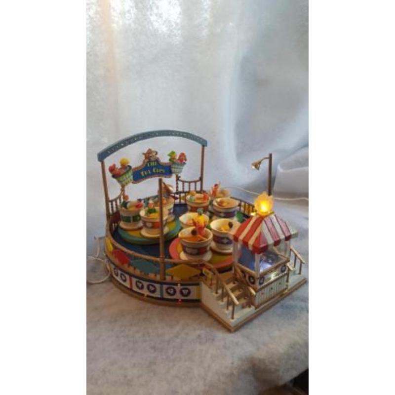 Lemax Tea Cup