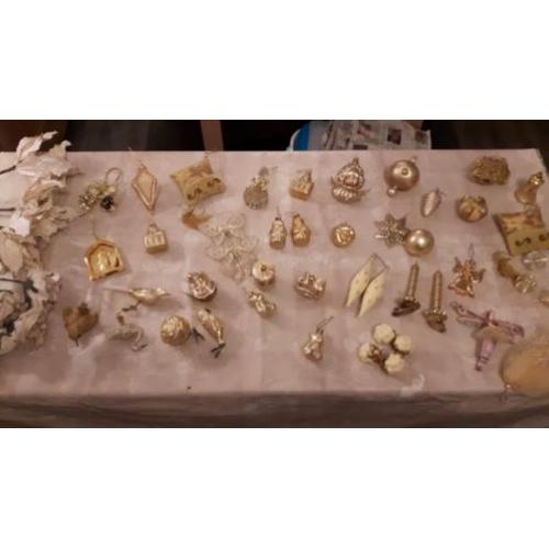 Te koop luxekerstballen en accessoires