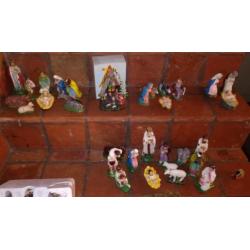 Verschillende oude kerststal(figuren)