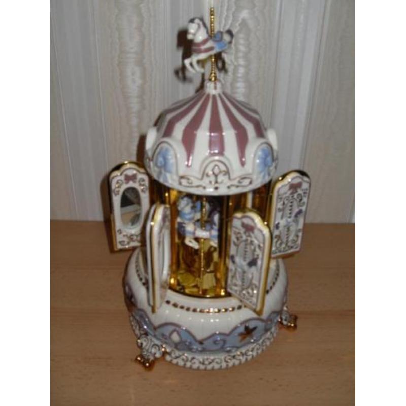 nieuw in doos Mr Christmas Porcelain Carillon Carousel