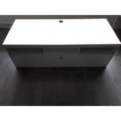 Strak wit tv meubel €30,00