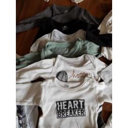 Set babykleding maat 50/56