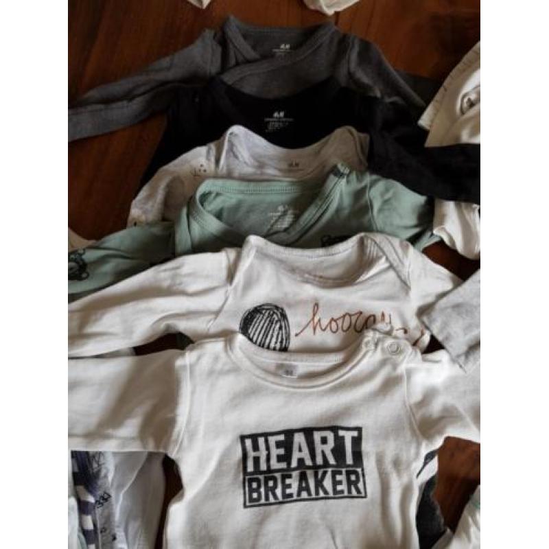Set babykleding maat 50/56