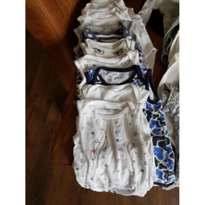 Set babykleding maat 50/56